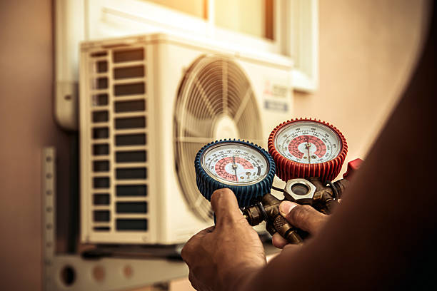 Professional Hvac technician working in Royse City, TX